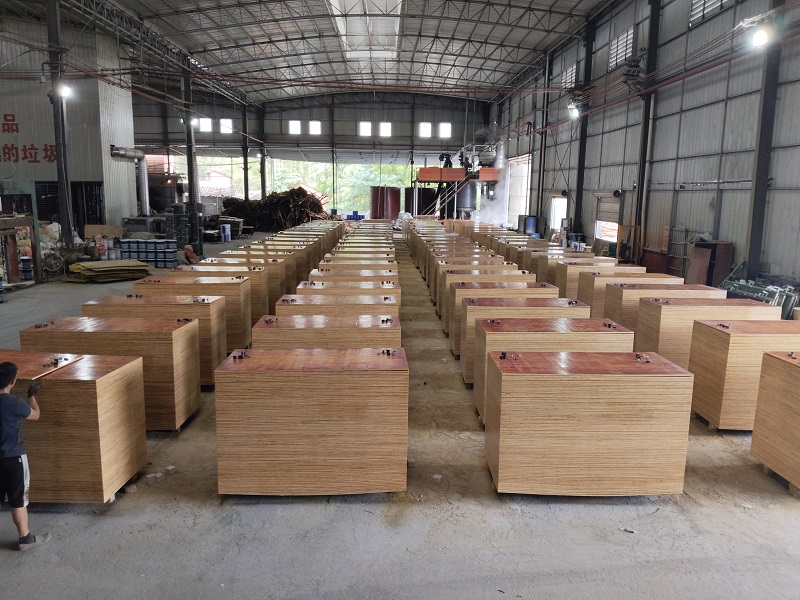 廣西建筑模板產(chǎn)業(yè)鏈整合策略插圖